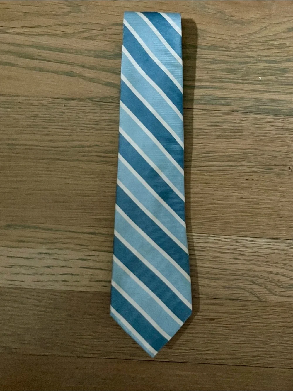 The Children’s Place Boys Classic Blue Striped Tie. Size 8-14.